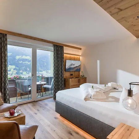 Waldfriede - Der Logenplatz Im Zillertal 4*