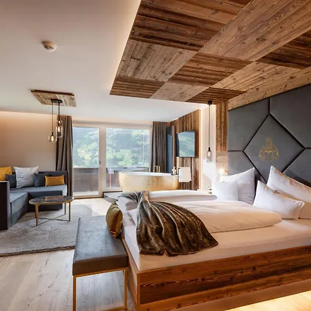 Hotell Hotel Waldfriede - Panoramic View Zillertal 4*