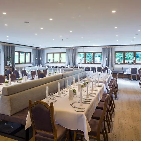 Waldfriede - Der Logenplatz Im Zillertal 4*