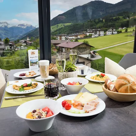 Hotel Waldfriede - Panoramic View Zillertal 4*