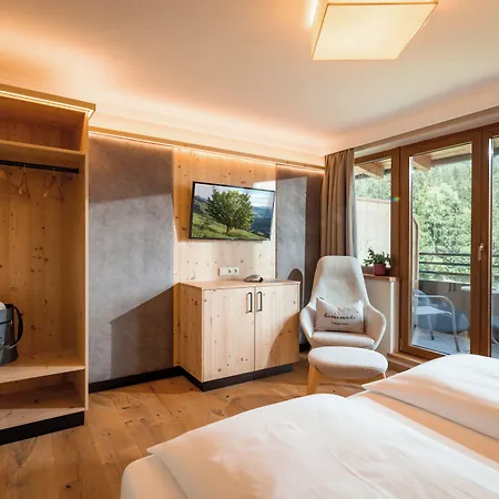 Waldfriede - Der Logenplatz Im Zillertal 푸겐