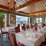 호텔 Waldfriede - Der Logenplatz Im Zillertal 4*