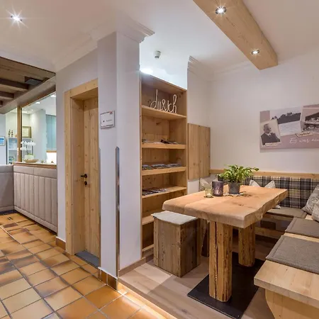 Hotel Waldfriede 4*