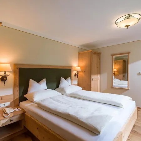 Waldfriede Hotel 4*
