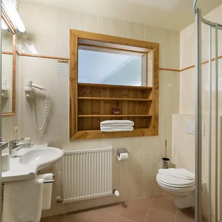 Waldfriede Hotel 4*