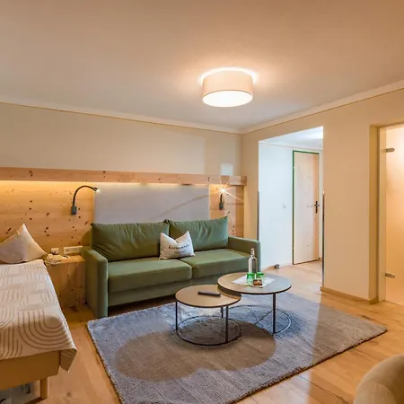 Hotel Waldfriede 4*