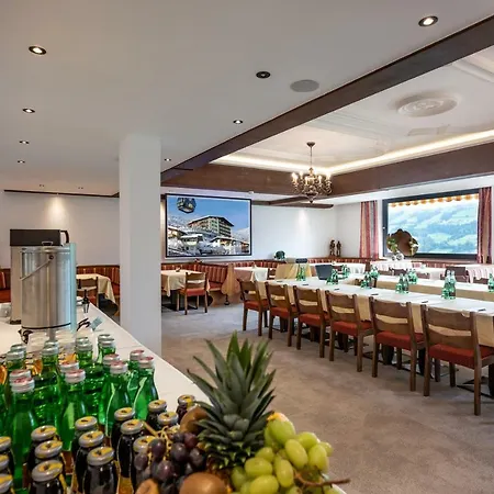 Waldfriede Hotel 4*